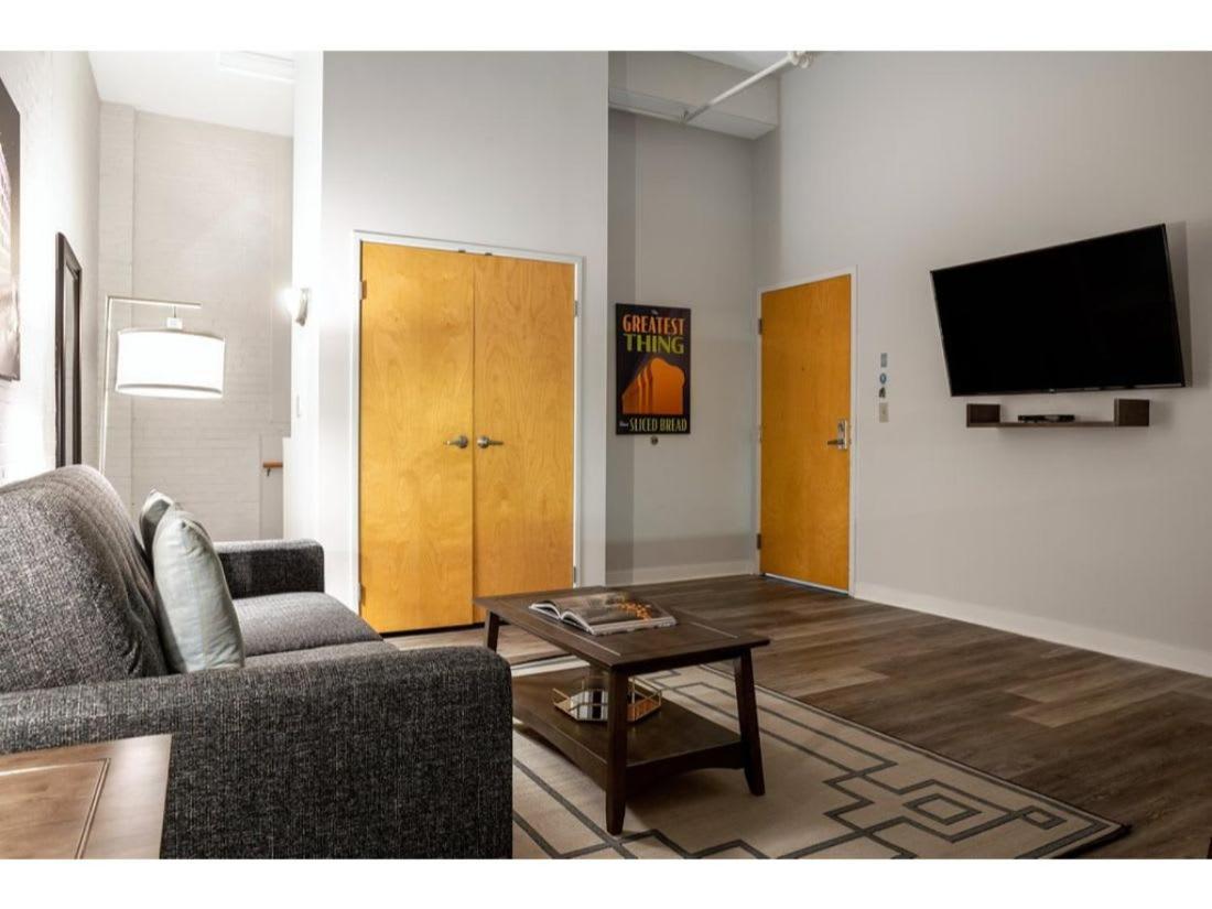 2Br 2Ba In The Block By Cozysuites! Indianapolis Buitenkant foto